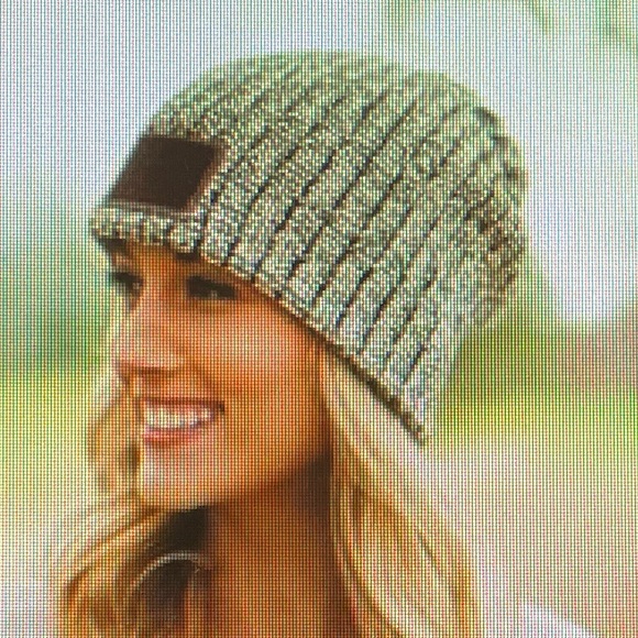 Love Your Melon slouchy beanie hat - Picture 3 of 3